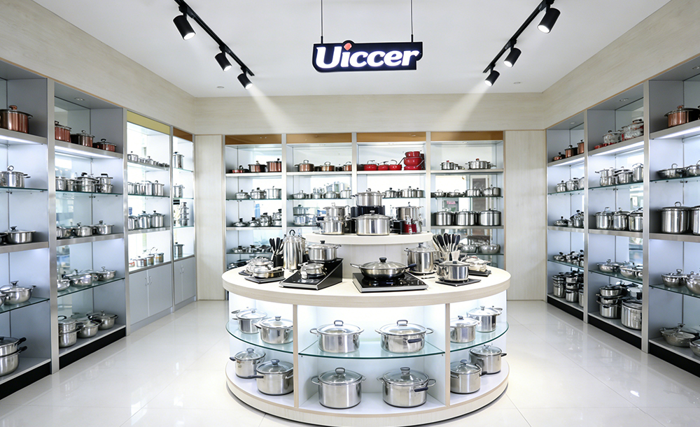 Uiccer factory showroom